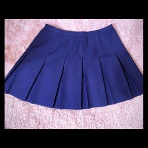 I thrifted it and it didn’t fit me but good find.